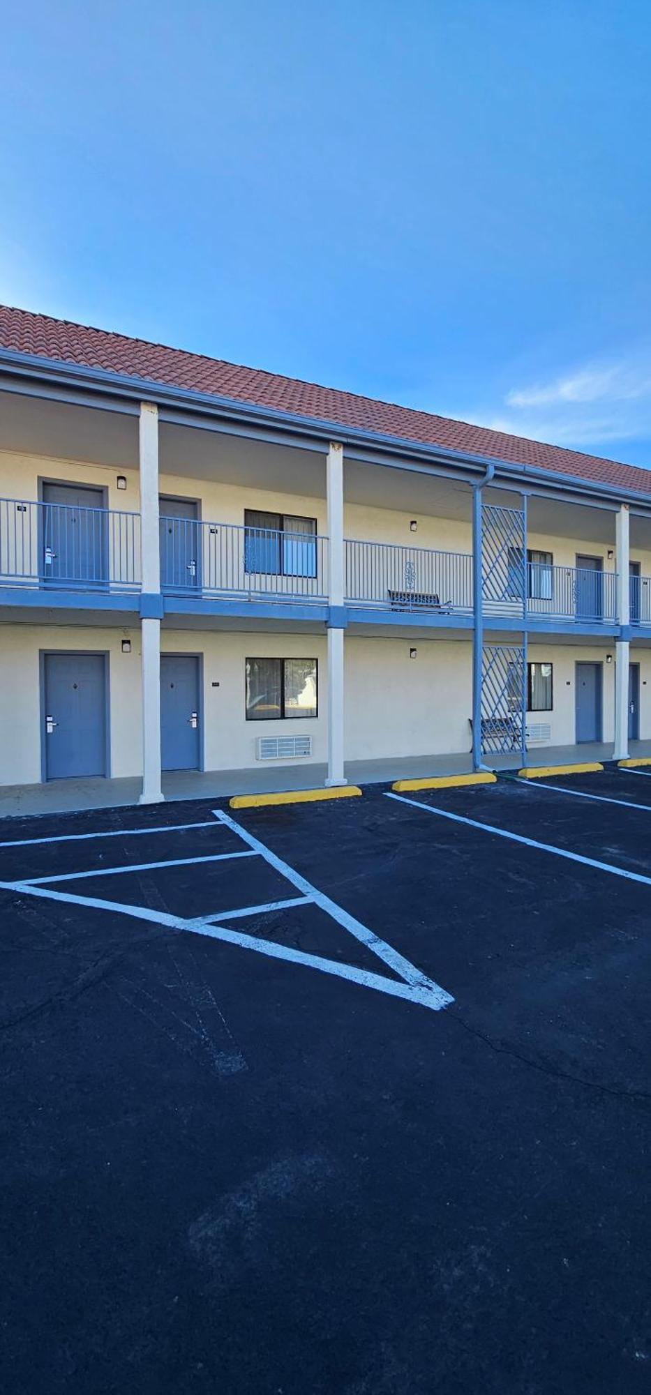 Travel Inn & Suite Springerville Exterior photo